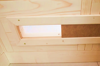 Sauna finlandese Regina 18 - Incluso nel kit sauna - Fessura di ventilazione